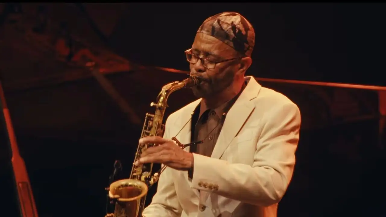Kenny Garrett "Sounds From the Ancestors" : Jazz à La Villette – image d’arrière-plan