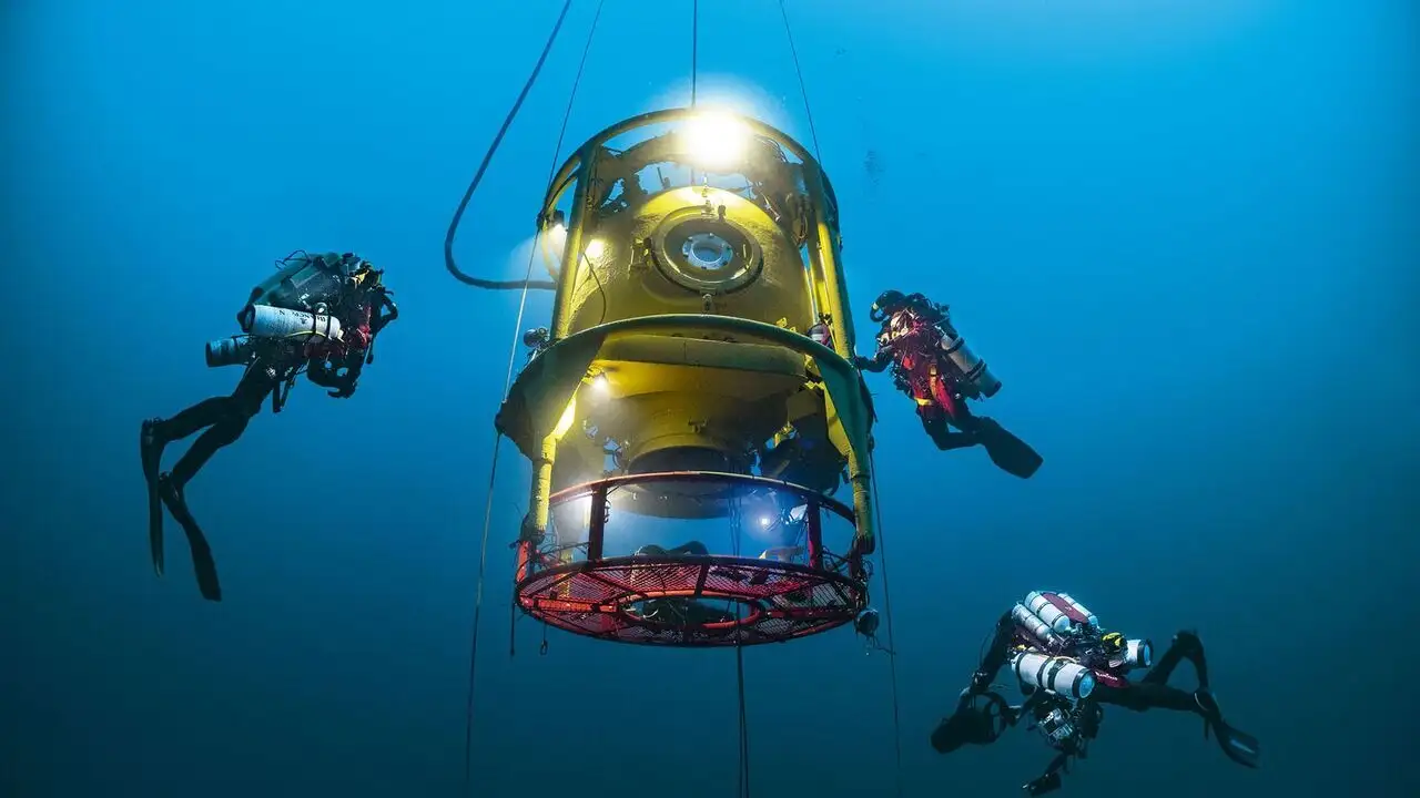 Abysses, la conquête des fonds marins – image d’arrière-plan