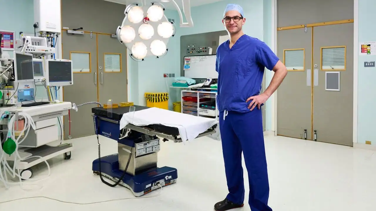 Chirurgie du visage : un nouvel espoir - Saison 1 - Miracle ambulant – image d’arrière-plan
