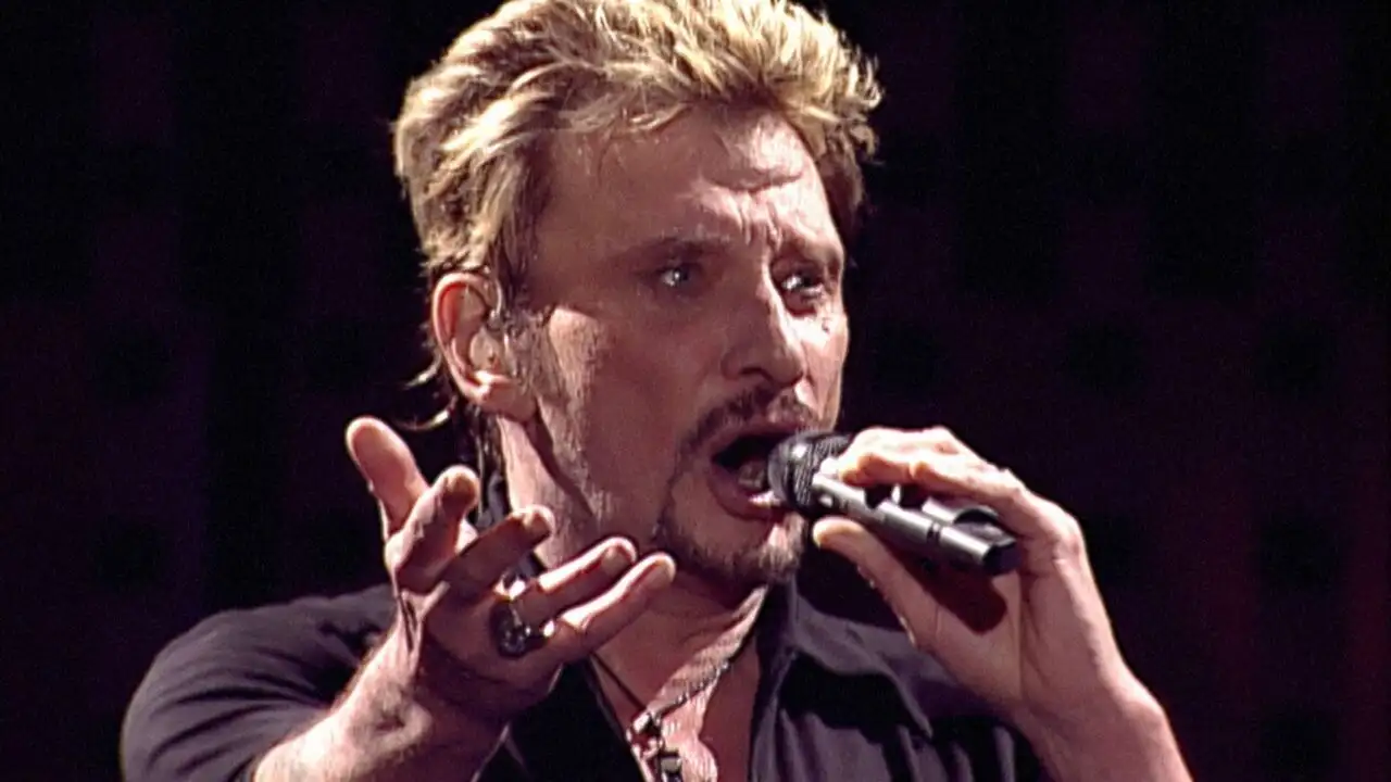 Johnny Hallyday : Toutes les femmes de sa vie – image d’arrière-plan