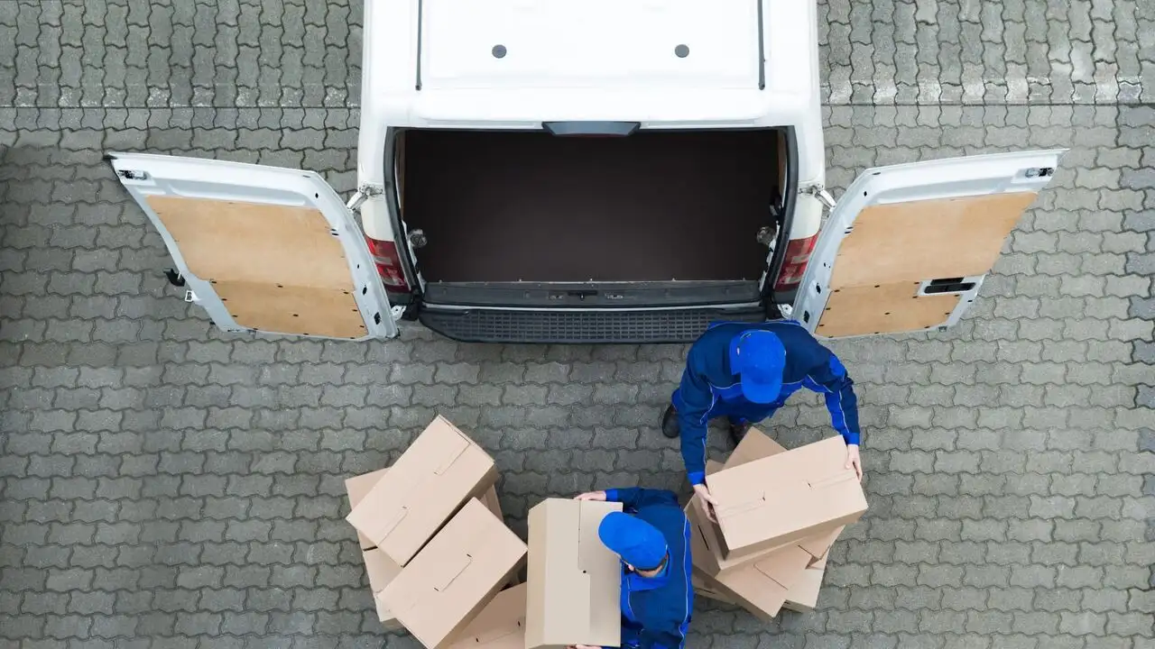 Amazon, les secrets d'une logistique XXL – image d’arrière-plan