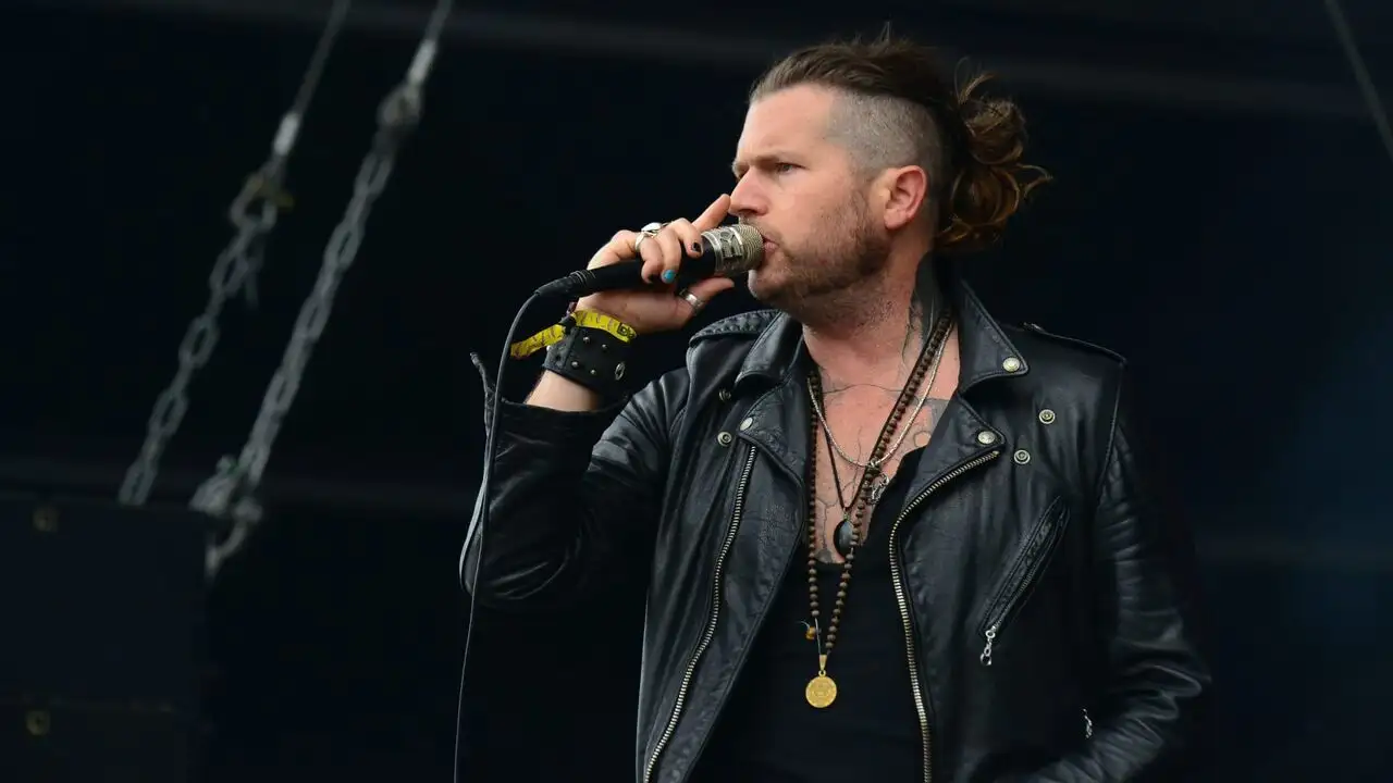Rival Sons en concert aux Vieilles Charrues 2024 – image d’arrière-plan