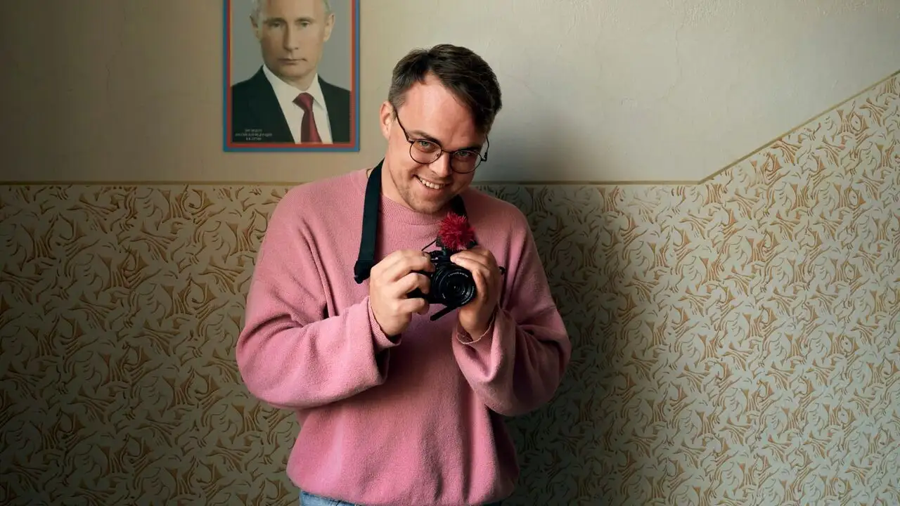 Mister Nobody contre Poutine – image d’arrière-plan