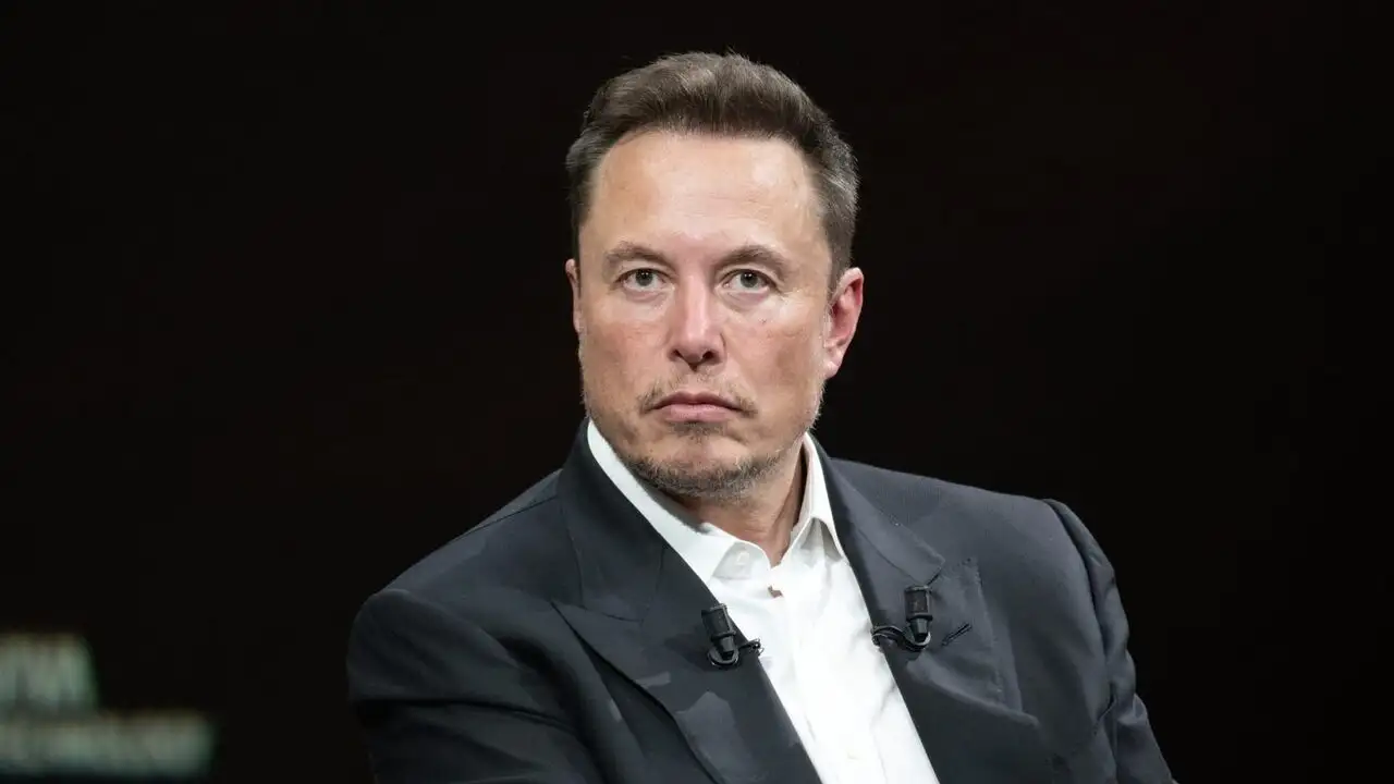 Elon Musk : les secrets de son incroyable conquête spatiale – image d’arrière-plan