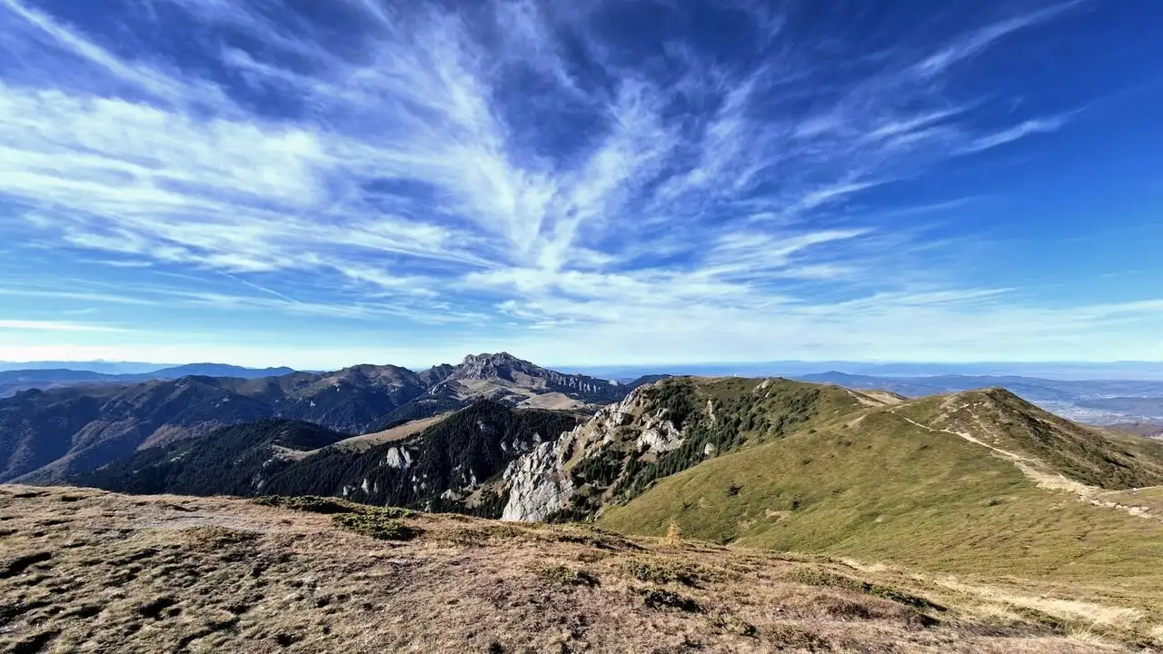 Carpates : Plus grand parc national d' Europe ? – image d’arrière-plan