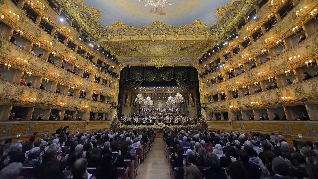 Concert du Nouvel An 2026 à La Fenice de Venise – image d’arrière-plan