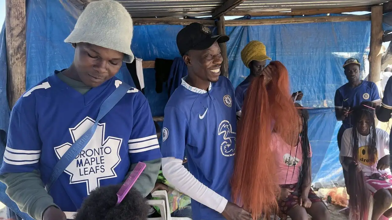 Zimbabwe, l'art des tresses africaines – image d’arrière-plan