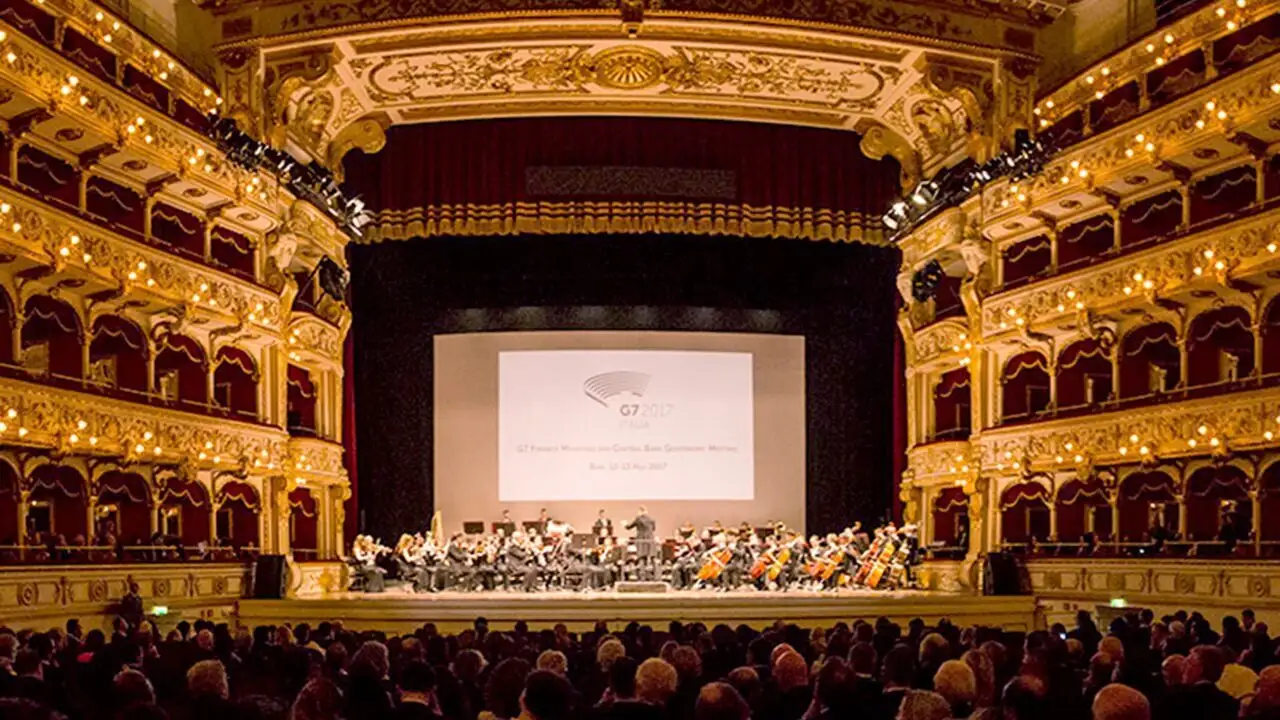 L'Orchestre philharmonique de Berlin à Bari : Concert pour l'Europe 2025 – image d’arrière-plan