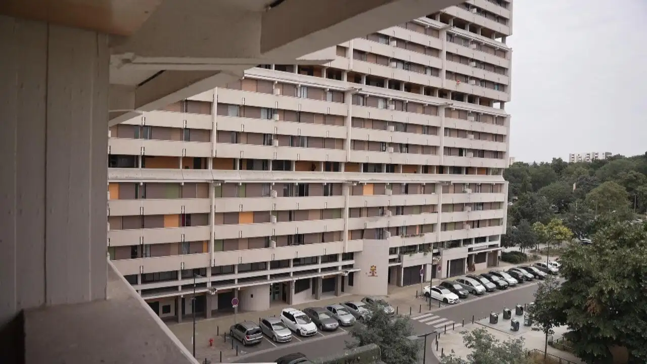 Chers voisins – image d’arrière-plan