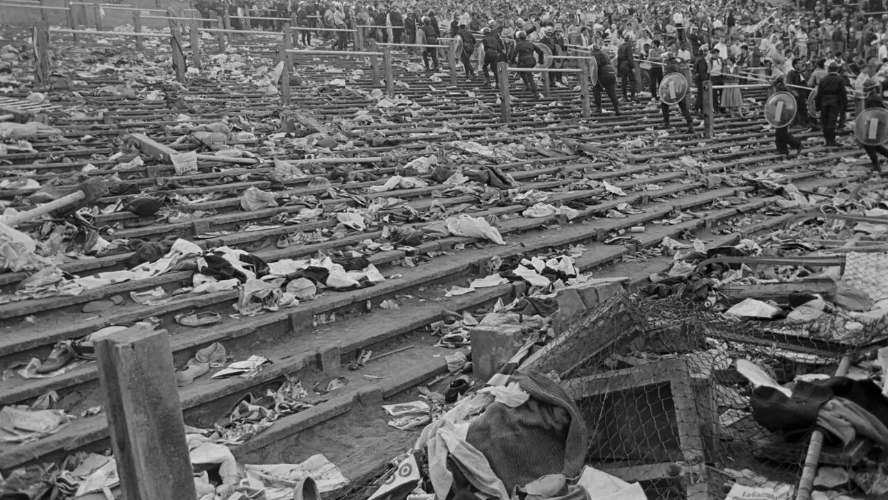 Heysel 1985, dans l'enfer de la foule – image d’arrière-plan