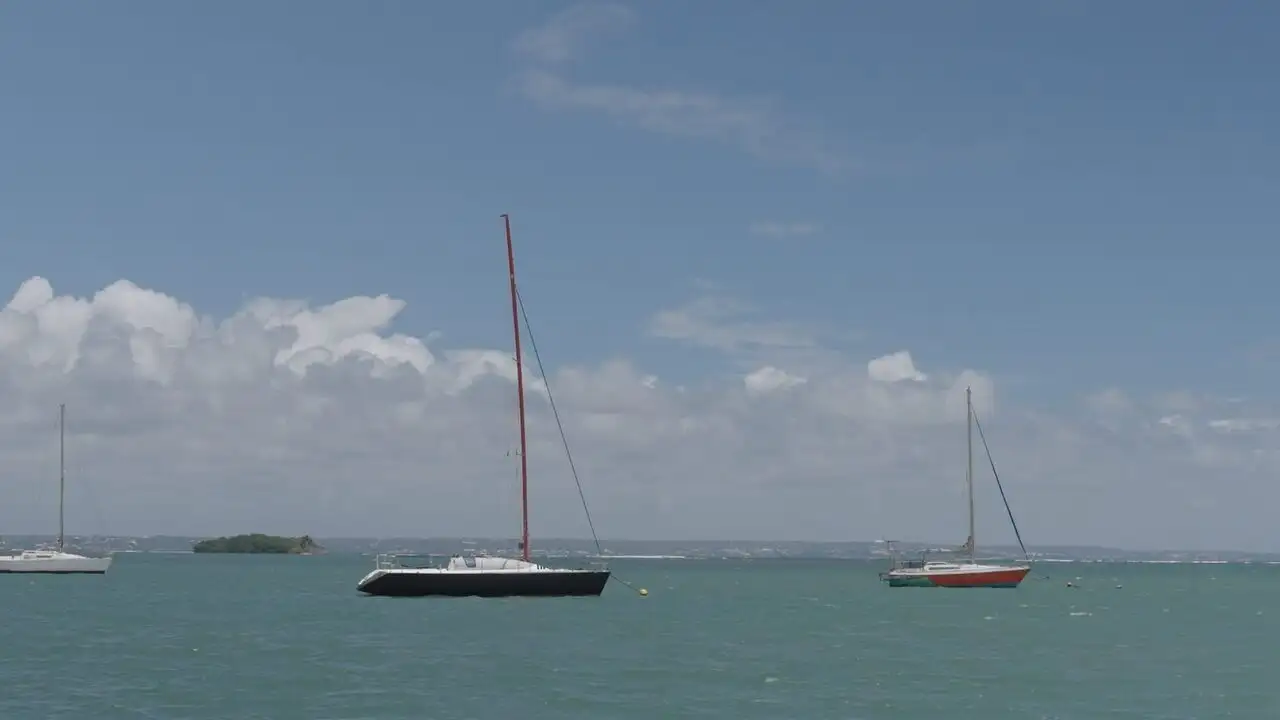 Antilles : la mer en héritage – image d’arrière-plan