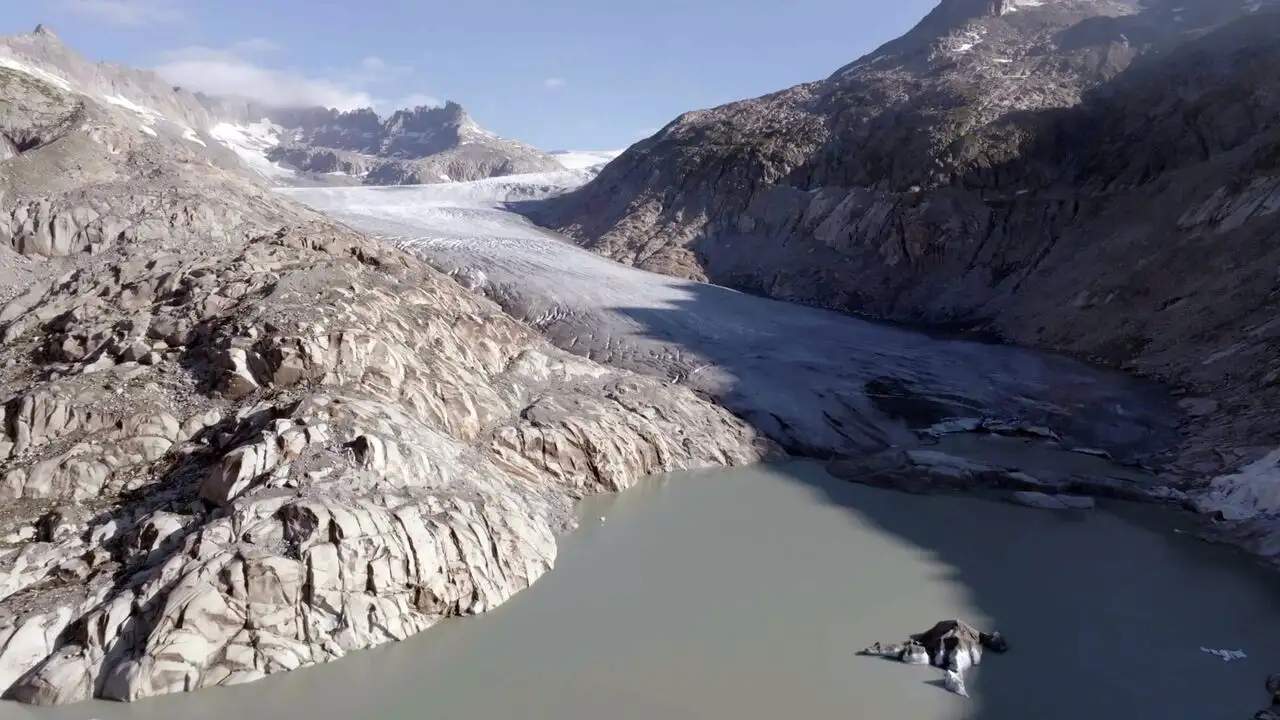 Glaciers : Enquête sur une disparition – image d’arrière-plan