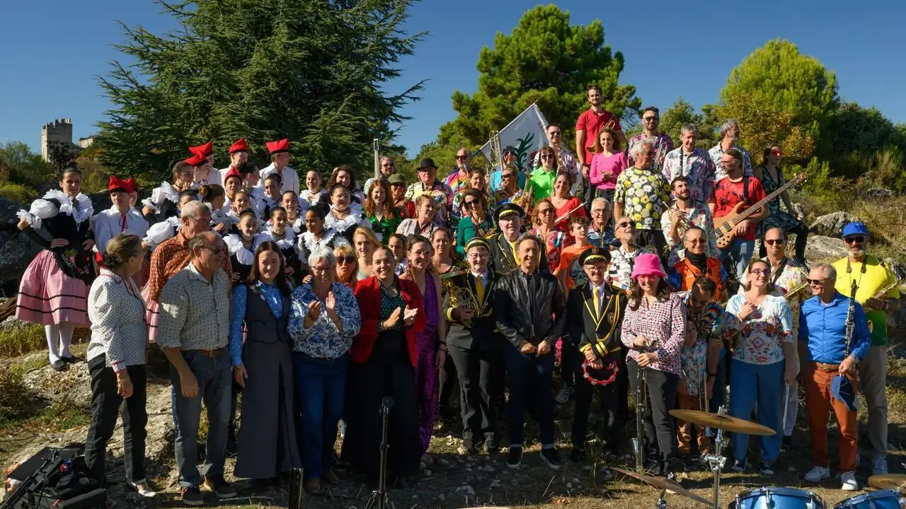 Opération : Patrimoine - Sauvons nos fêtes traditionnelles – image d’arrière-plan