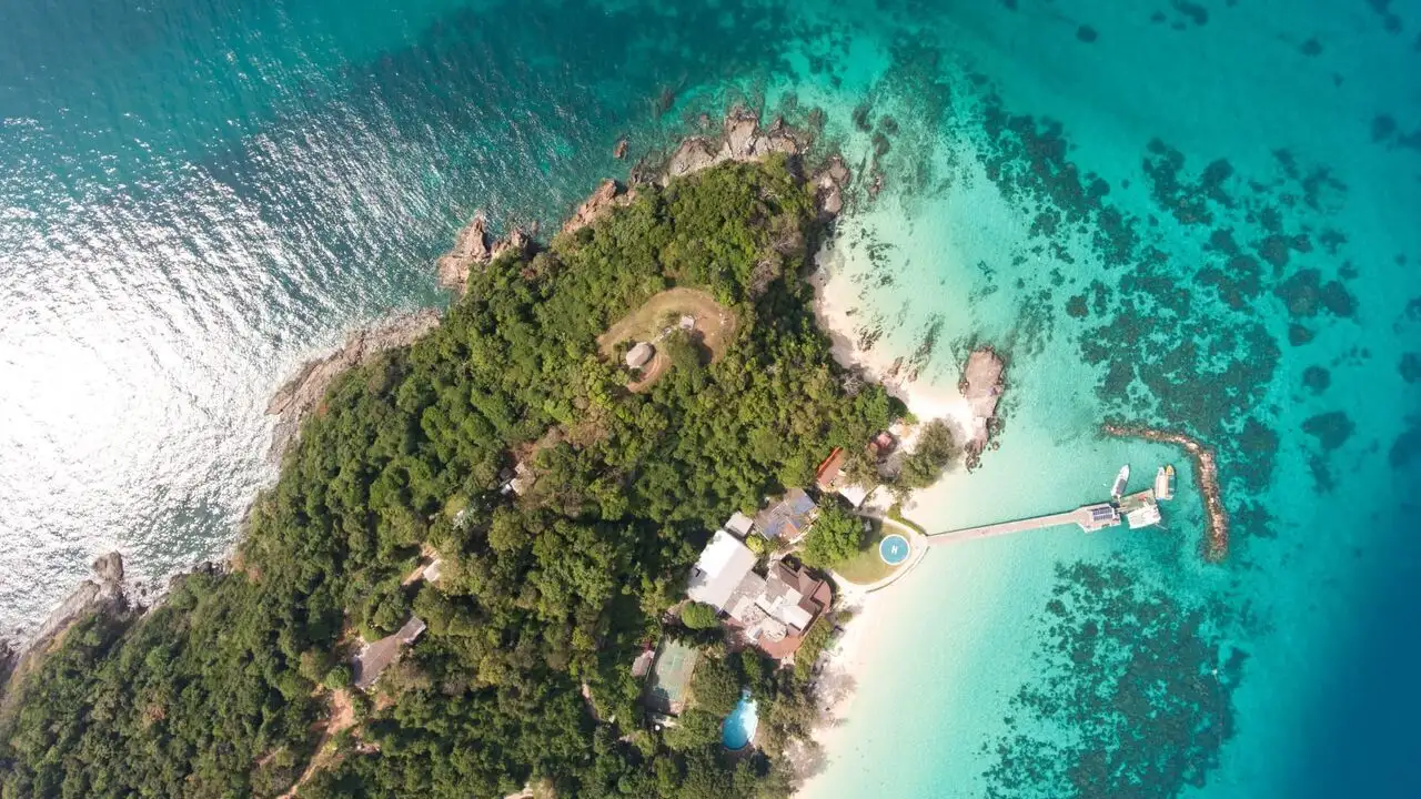 Bienvenue sur mon île privée - Episode 17 – image d’arrière-plan