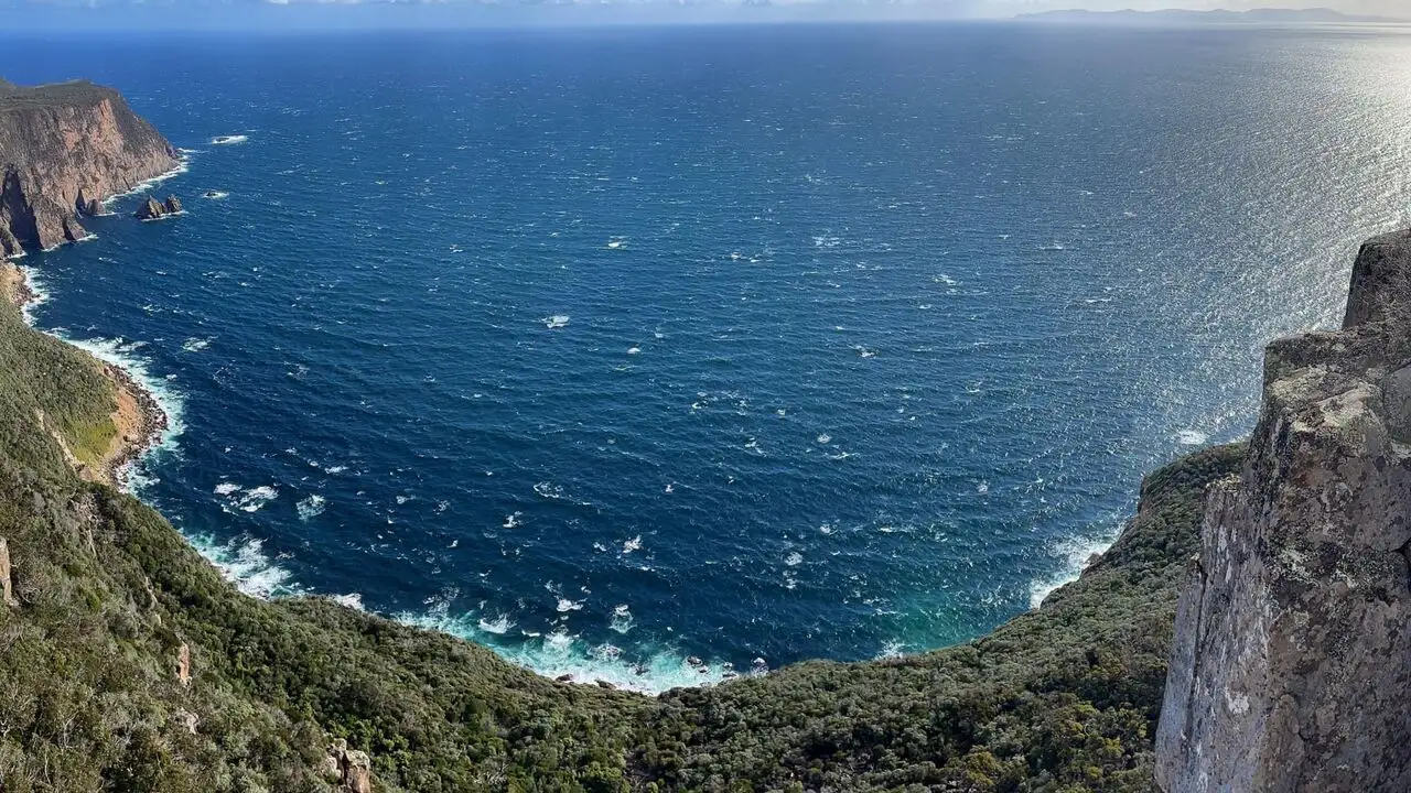 La Tasmanie sauvage - Au royaume des wombats – image d’arrière-plan