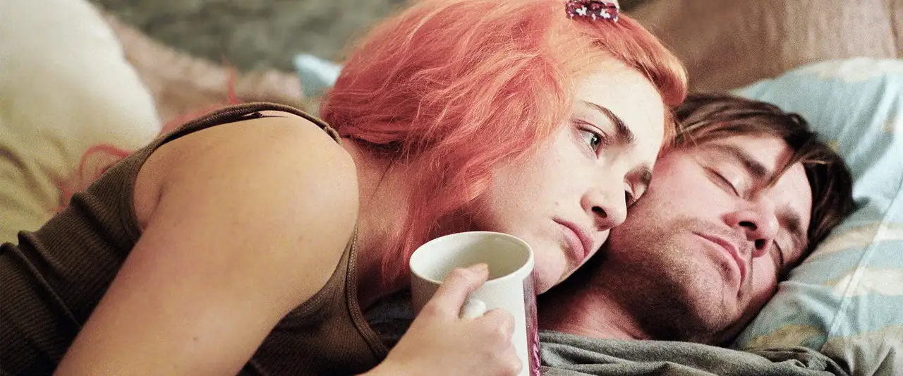 Eternal Sunshine of the Spotless Mind - Vous pouvez effacer quelqu'un de votre vie. L'effacer de votre cœur est une autre histoire. – image d’arrière-plan