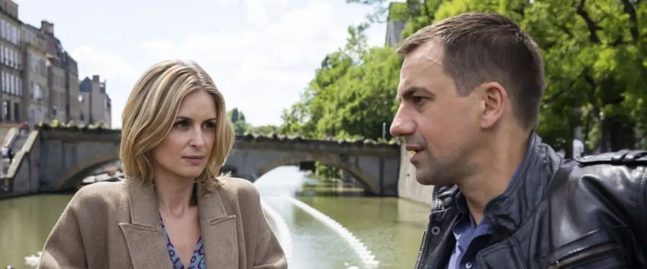 Amours à mort – image d’arrière-plan