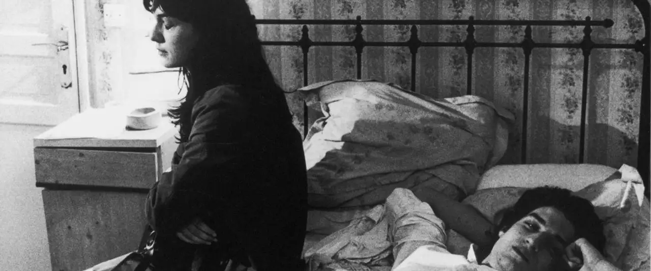 Les Amants réguliers – image d’arrière-plan