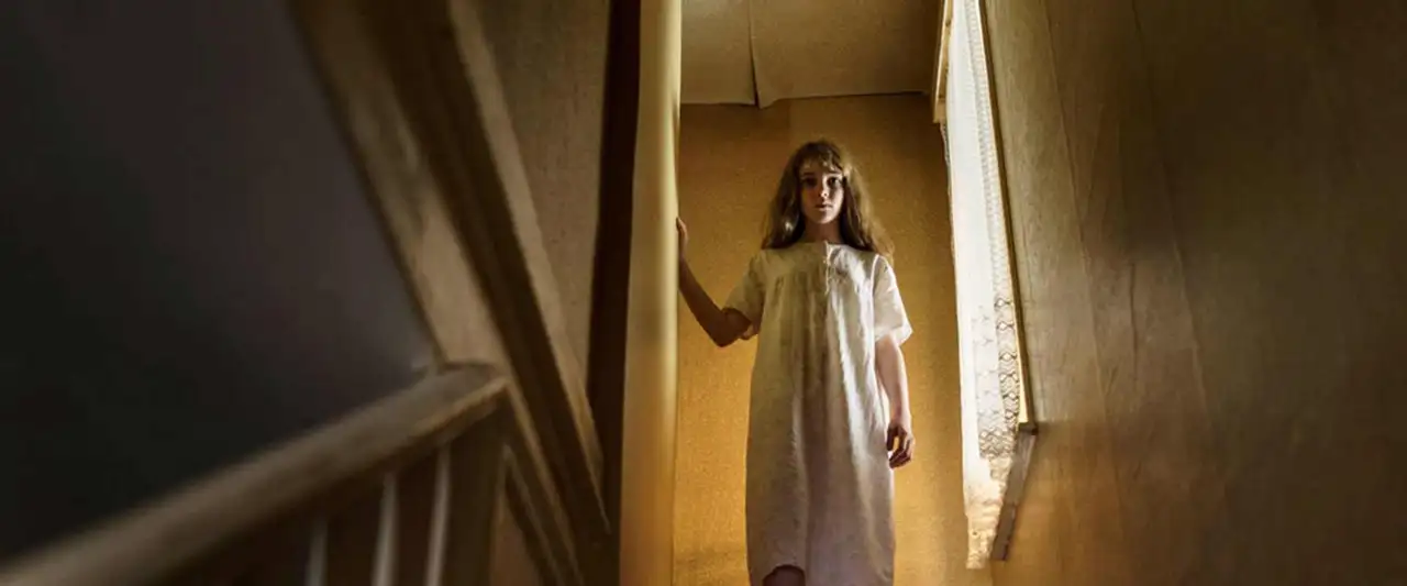 Le mystère Enfield - Saison 1 - Episode 2 – image d’arrière-plan