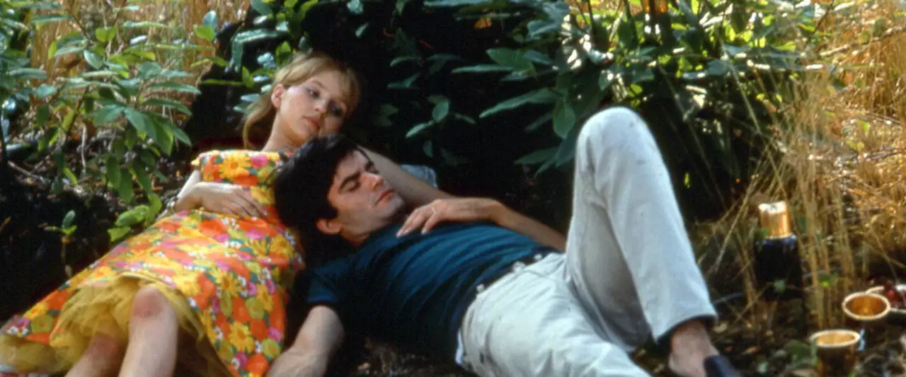 Le Bonheur - Seule une femme pouvait oser faire ce film – image d’arrière-plan