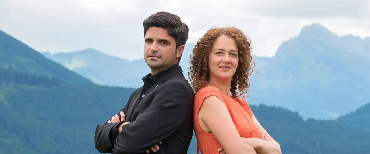 Tonio & Julia - Saison 1 - Un adiós inesperado – image d’arrière-plan