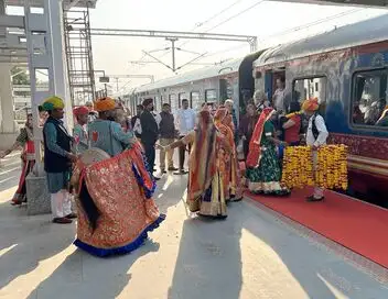 Un billet de train pour... - L'Inde – affiche