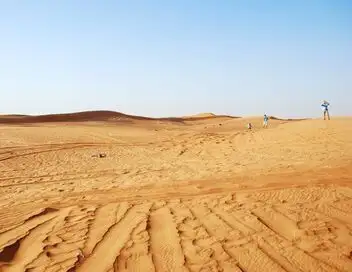 Sara Price: Chasing Dakar – affiche