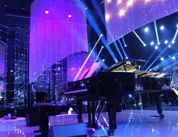 Regarder Le Concert De Noël Avec Roberto Alagna Et L Orchestre