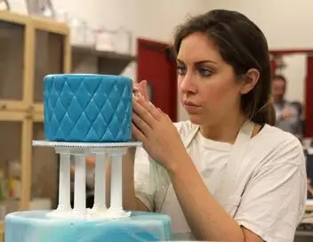 Cake Boss - Saison 8 - Quinceaneras, quarterbacks et K9 – affiche