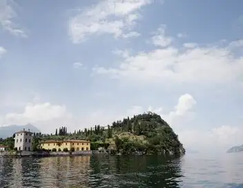 Echappées belles - Saison 10 - Le charme des lacs italiens – affiche