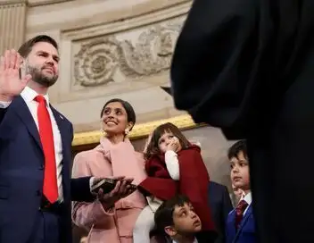 J.D. Vance : la revanche d'une Amérique – affiche