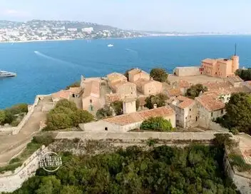 Les 100 lieux qu'il faut voir - Saison 8 - Les secrets des îles de Méditerranée – affiche