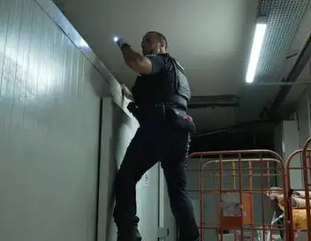 Enquête d'action - Orléans : les patrouilles mouvementées de Police Secours (2/2) – affiche