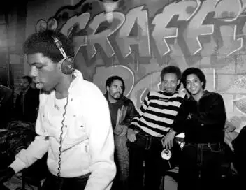 Fight The Power : comment le hip hop a changé le monde - Saison 1 - Le combat continue – affiche