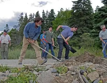 Le mystère d'Oak Island - Saison 5 - Cible mouvante – affiche