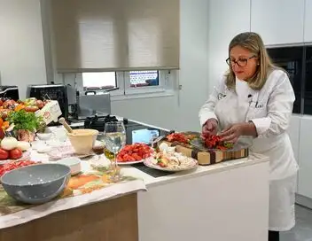 Voyage en cuisine - Andalousie : le gaspacho – affiche
