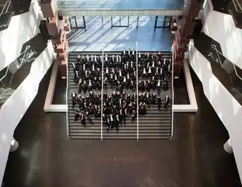 Christoph Eschenbach dirige Schönberg et Brahms : Concert commémoratif à Wroclaw – affiche
