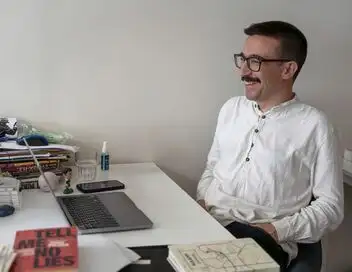 Journalistes sous pression : La liberté des médias en question - Episode 01 – affiche