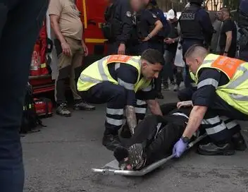 Enquête d'action - Marins-pompiers de Marseille : ça chauffe dans la cité phocéenne ! (1/2) – affiche