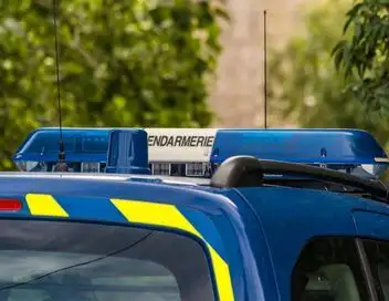 Enquête d'action - Gendarmes contre fous du volant : tolérance zéro sur les routes d'Île-de-France (2/2) – affiche