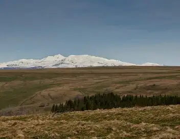Echappées belles - Saison 20 - Le grand air du Cantal – affiche
