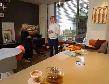 Une brique dans le ventre - Luxembourg, transformation d'anciens bureaux en maison familiale – affiche
