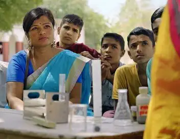 Soeurs de la terre - Saison 1 - Inde, les gardiennes de l'eau – affiche