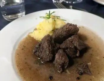 Voyage en cuisine - Florence : le peposo – affiche