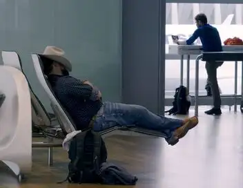 Hyperlieux - Saison 1 - L'aéroport international de Francfort – affiche