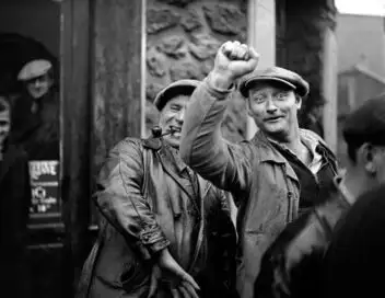 1936, le Front populaire : entre joie et colères – affiche