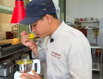 Voyage en cuisine - Cambodge : le poisson amok – affiche
