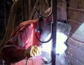 36,9° - Malades à cause du travail – affiche
