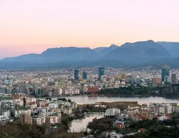 Un micro-Etat soufi en Albanie ? - Episode 03 – affiche
