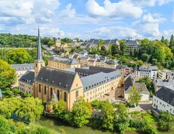 Crimes - Au Luxembourg – affiche